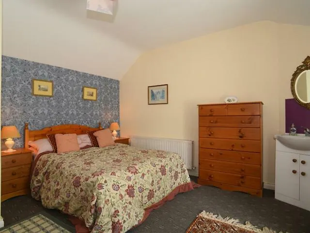 Hotel Kerrigan's Commeen